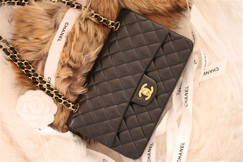 riconoscere chanel 2.55 originale